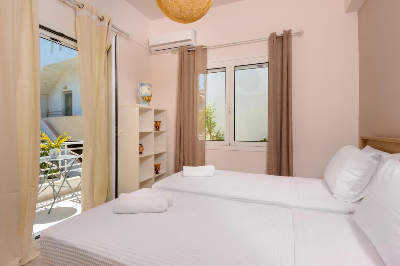 Margarita'S Seafront Luxury Apartment Elounda Buitenkant foto